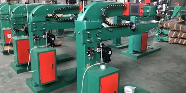 Arm Box Stitcher with Double Servo Motor
